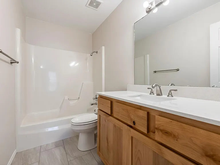 1939 N Caton Dr — Photo 16