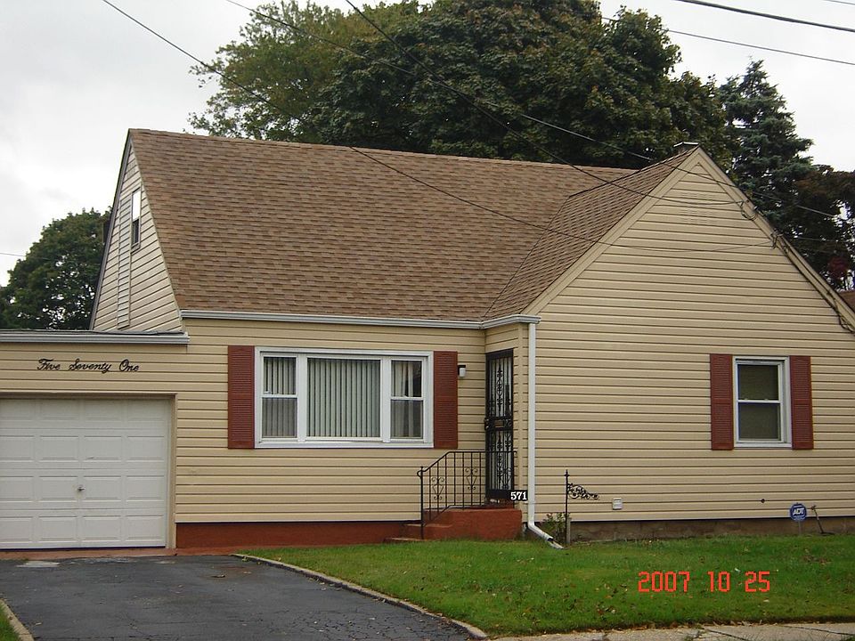 1st image of 571 Davis Ave