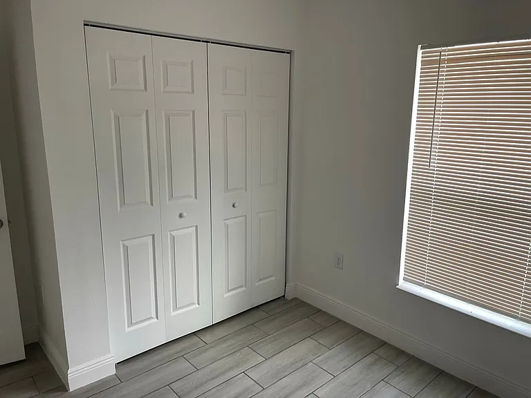 8417 N Seminole Ave — Photo 18