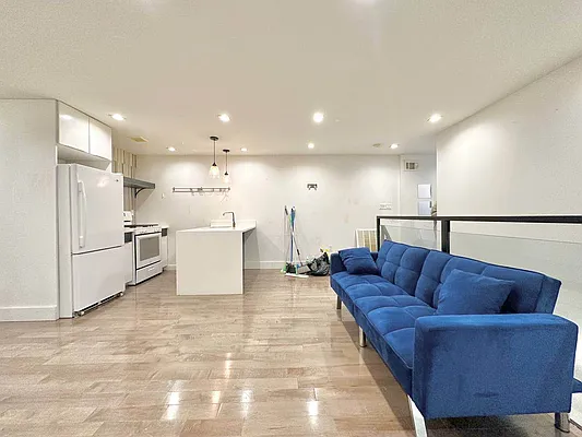 Rented by Doorway NYC, LLC | media 33