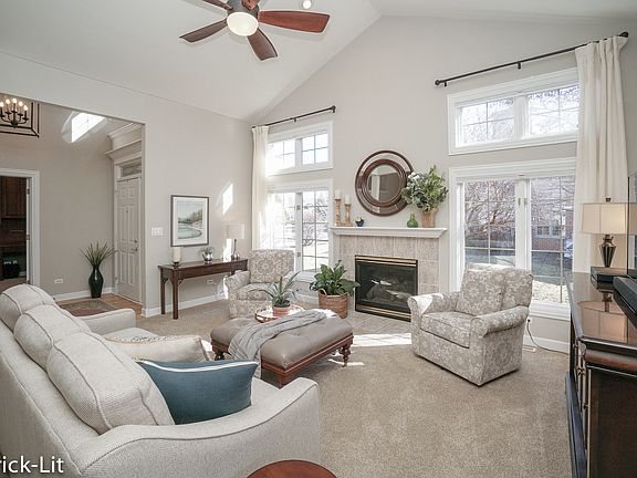 5th image of 43 Shadow Creek Cir