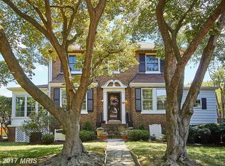 1715 N Calvert St, Arlington, VA 22201