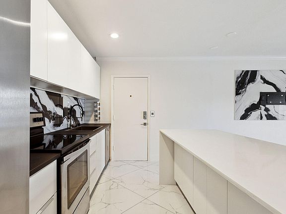 5th image of 2191 NE 68th Street #401