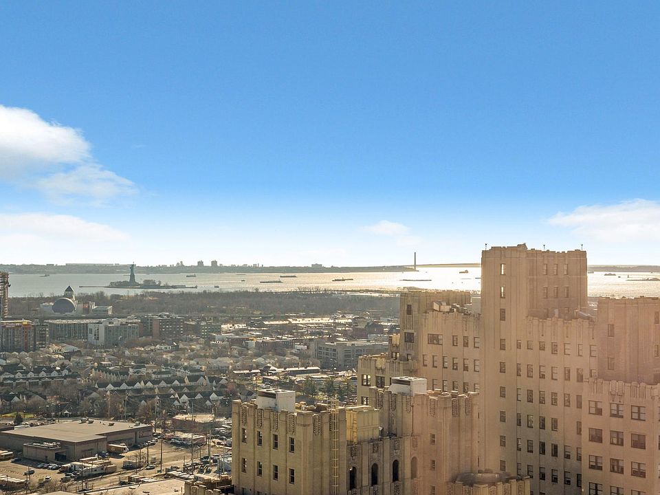 1st image of 4 Beacon Way APT 1806