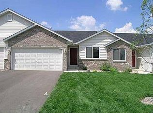 4213 Jarmann Ln, Shakopee, MN 55379
