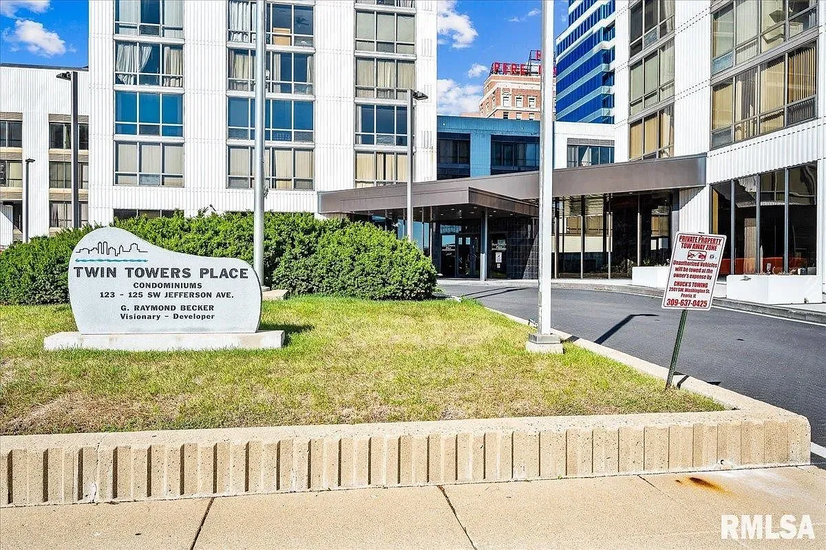 Building Photo - 123 SW Jefferson Ave #E3D