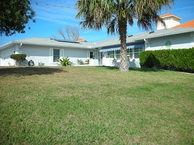 1st image of 27 Coral Reef Ct S