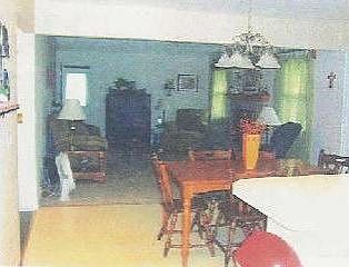 4th image of 6971 Kenilworth Dr