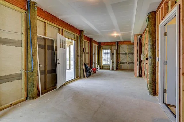 805 Saint Johns Ave — Photo 5