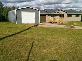 N825 East Rd, Waupaca, WI 54981
