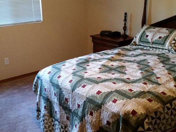 3rd image of 1261 Koda Cir SE