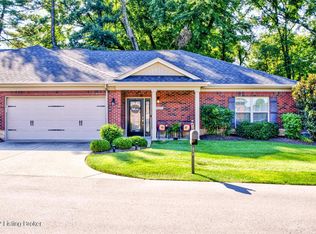 6434 Clover Trace Cir, Louisville, KY 40216