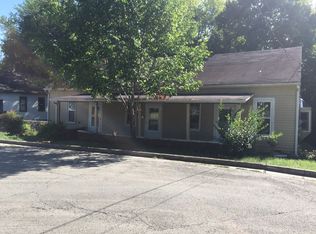 327 N 1st St, Bardstown, KY 40004