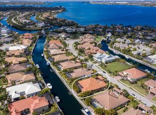 529 Mast Dr, Bradenton, FL 34208