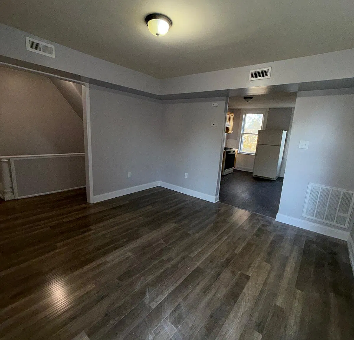 2 bed, 1000 sqft, $1,600 — Photo 1