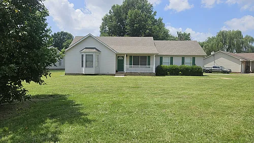 620 Flower Dr Photo 1