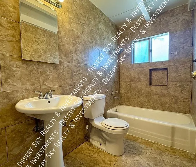 2100 Skyway Dr — Photo 9