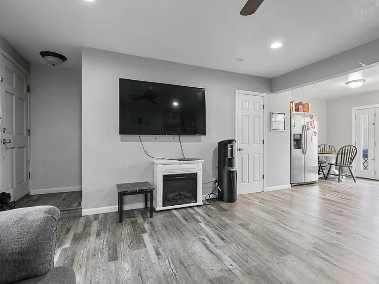 845 Saint Andrews Dr #7 — Photo 10