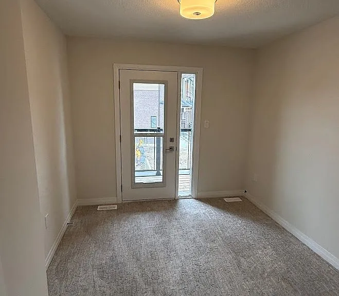 660 Colborne St W #13 — Photo 19