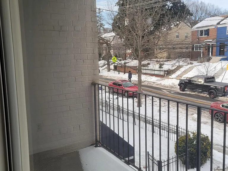 625 A Chesapeake St SE #205 — Photo 14