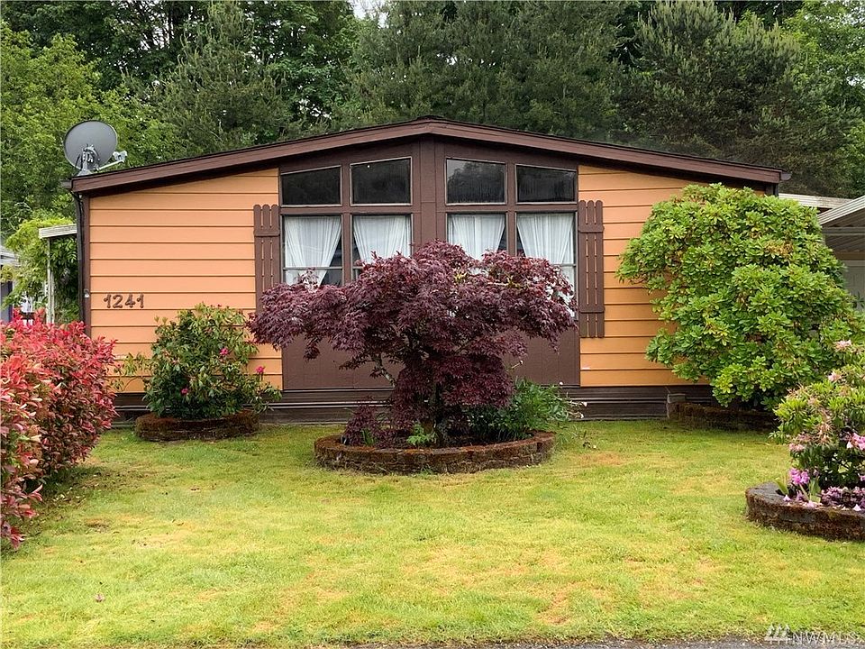 1st image of 1241 SE Carl Pickel Dr #49