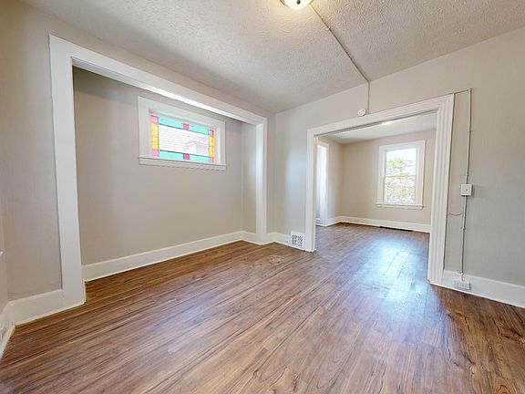 5th image of 3201 W 94th St
