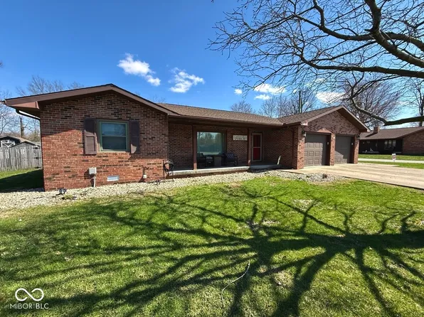 1403 N Walnut St, Brazil, IN 47834