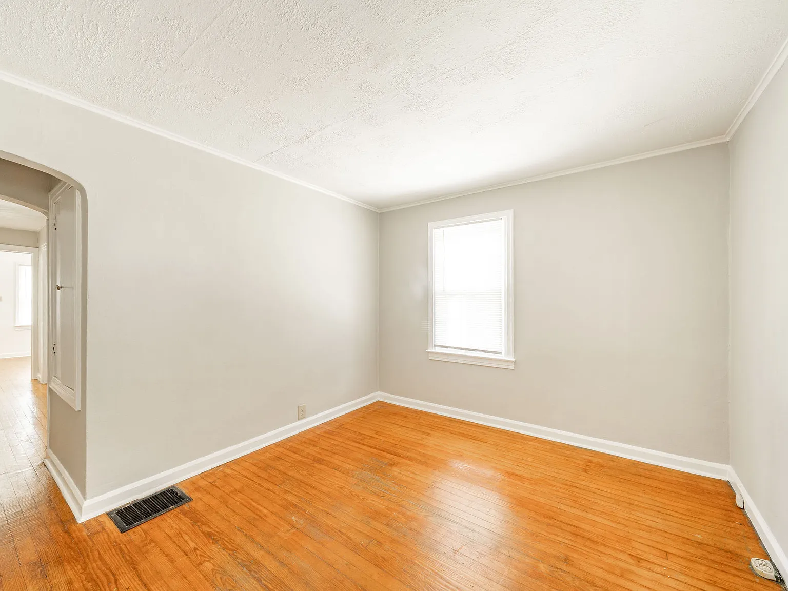 1 bed, 600 sqft, $925 — Photo 4