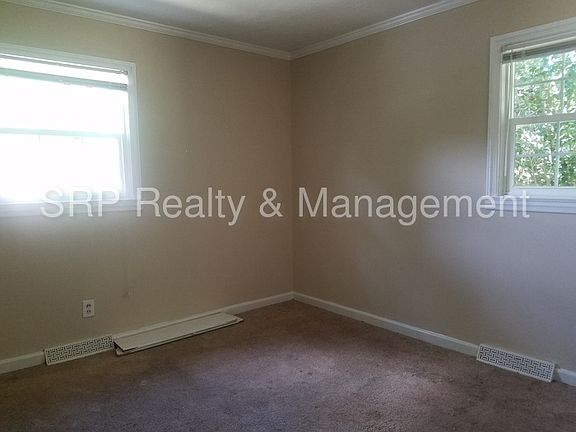 4th image of 716 Glenn St