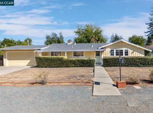 1696 Georgia Dr, Concord, CA 94519