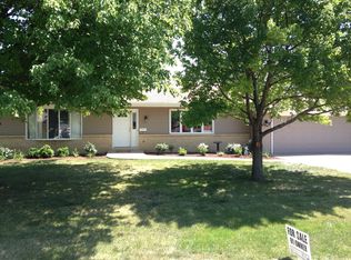 17 S Dallas St, Princeton, IL 61356