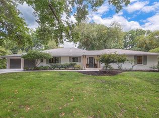9707 Sagamore Rd, Leawood, KS 66206