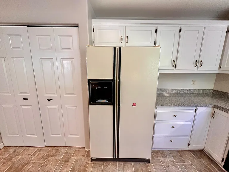 10529 Boulder St — Photo 11