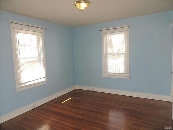 3rd image of 2331 Annalee Ave