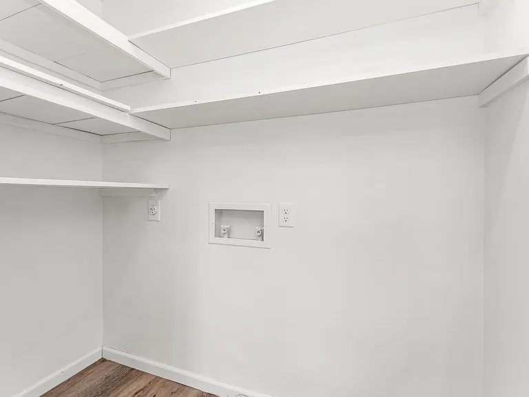3700 E Cherry St — Photo 10