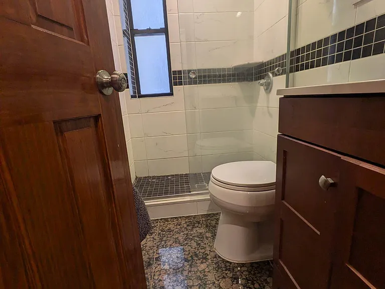 610 W 196th St #1C — Photo 4