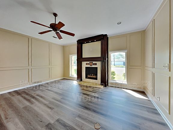 4th image of 308 Greenbriar Ln