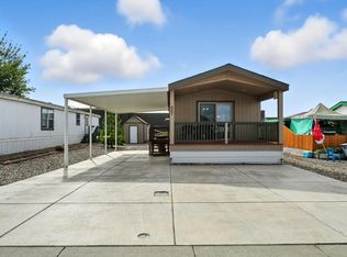 667 Lonetree Ln, Richland, WA 99352