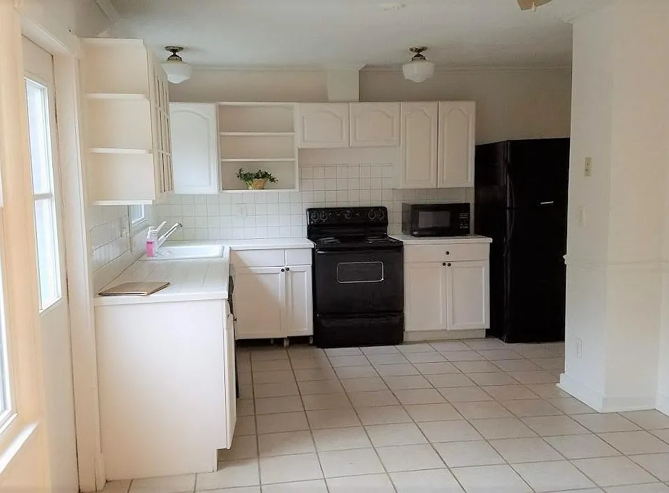 Kitchen, freshly painted