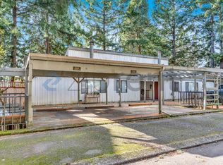 264 Cervantes Cir #266, Lake Oswego, OR 97035