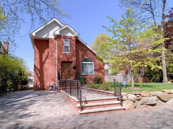 6 Rose Avenue, Great Neck, NY 11023