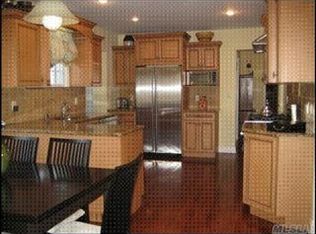 411 Hunt Ln, Manhasset, NY 11030