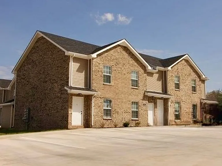 2276 McCormick Ln #C — Photo 1