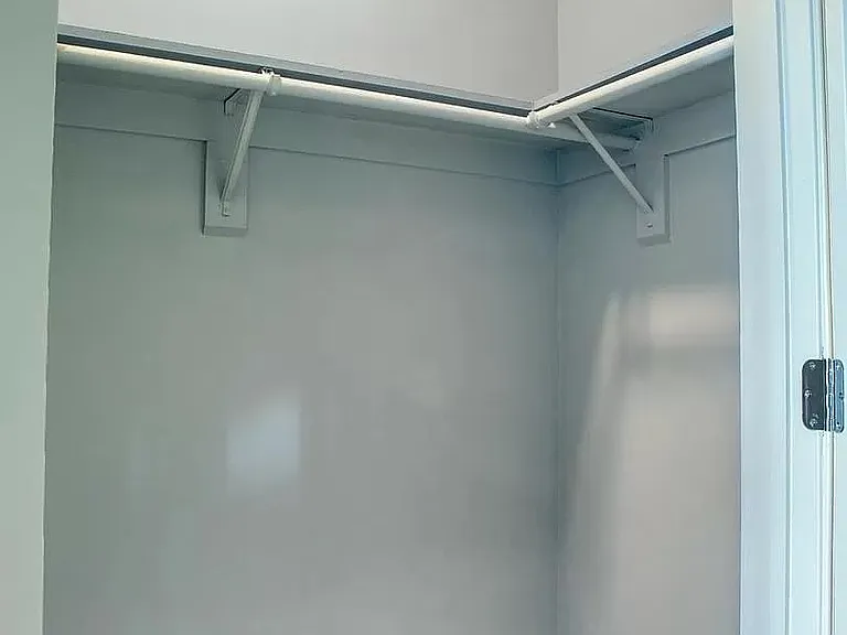 walk-in closet