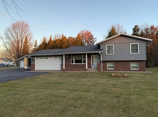 1920 Kowalski Rd, Kronenwetter, WI 54455