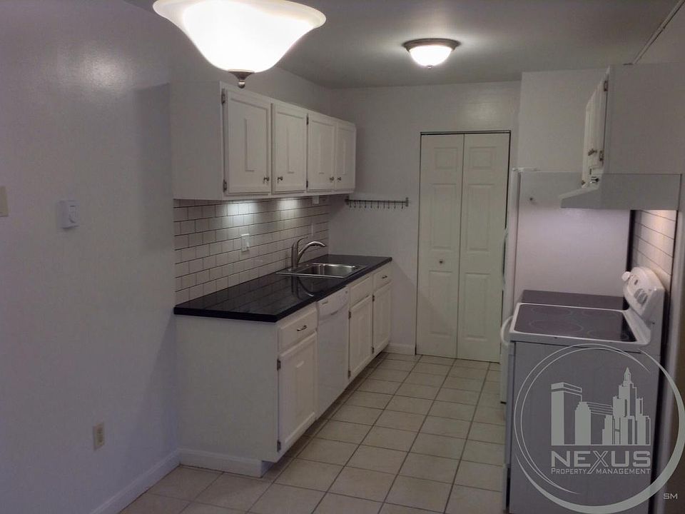 1st image of 1560 Douglas Ave APT F71