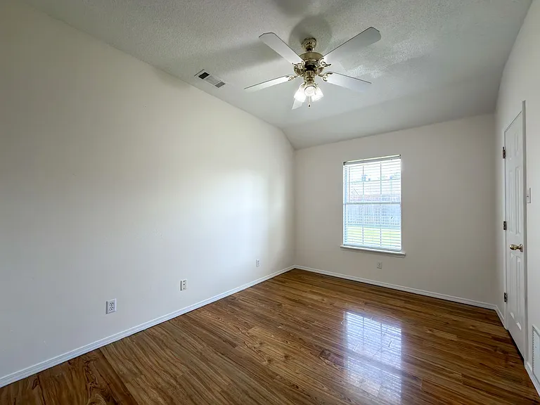 6429 Galven Way — Photo 17