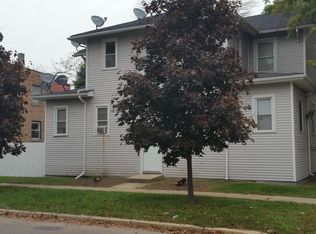 447 S 14th Ave APT 1N, Maywood, IL 60153