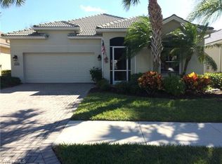 3496 Grand Cypress Ct, Naples, FL 34119