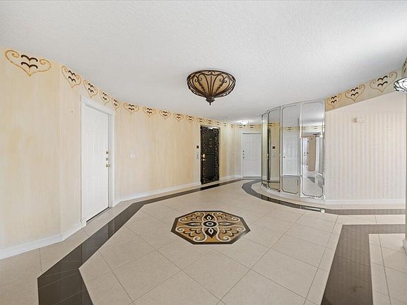 5th image of 8984 Puerto Del Rio Dr Unit 502
